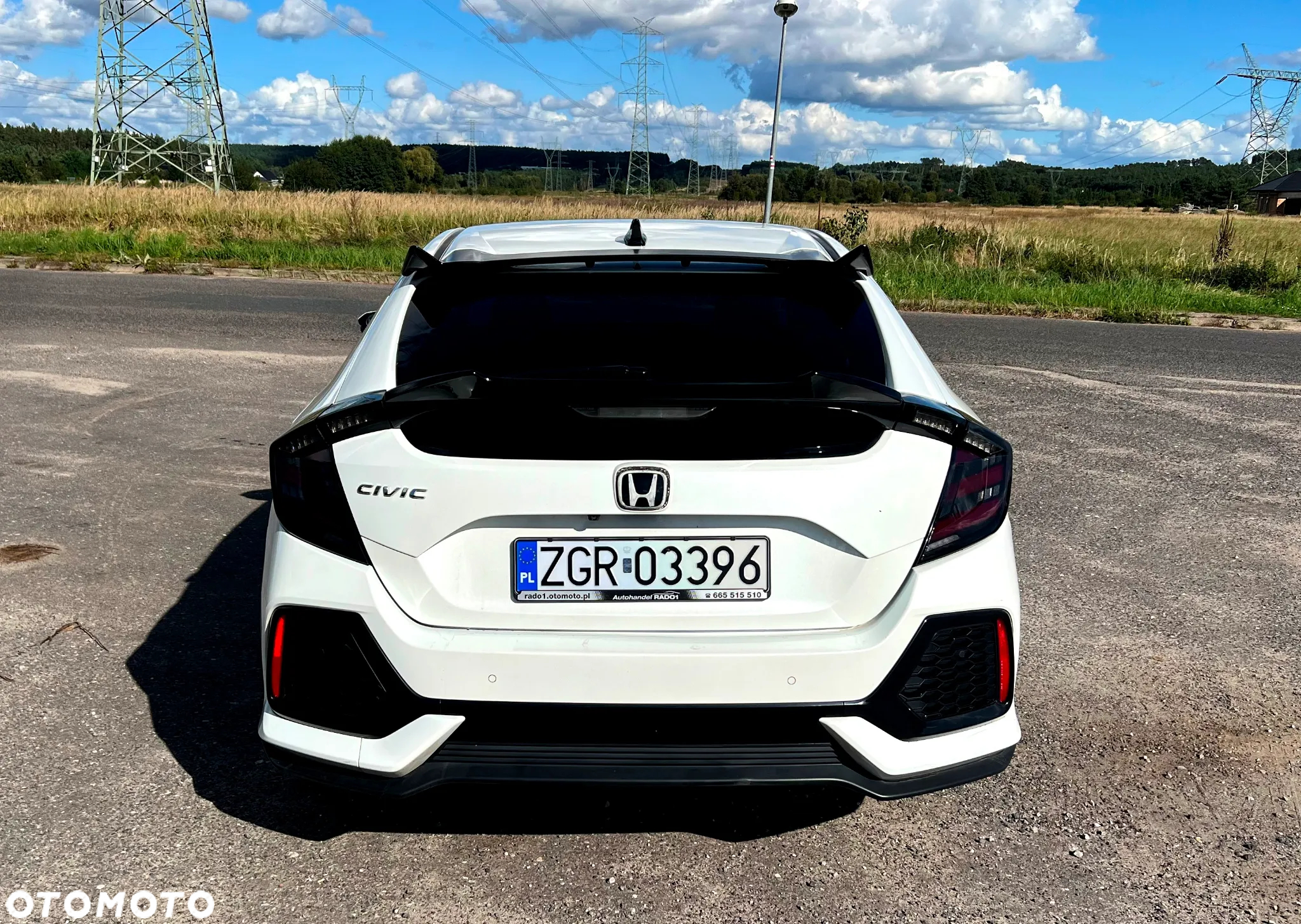 Honda Civic 1.6 i-DTEC Executive Black Edition - 8
