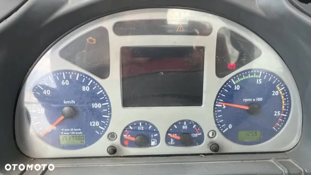 Iveco ASTRA - 10