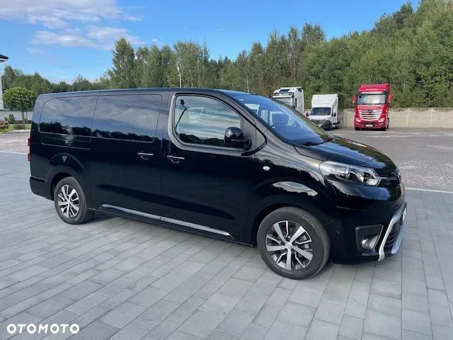 Toyota ProAce Kombi 2.0 D-4D Long 2,8t - 5