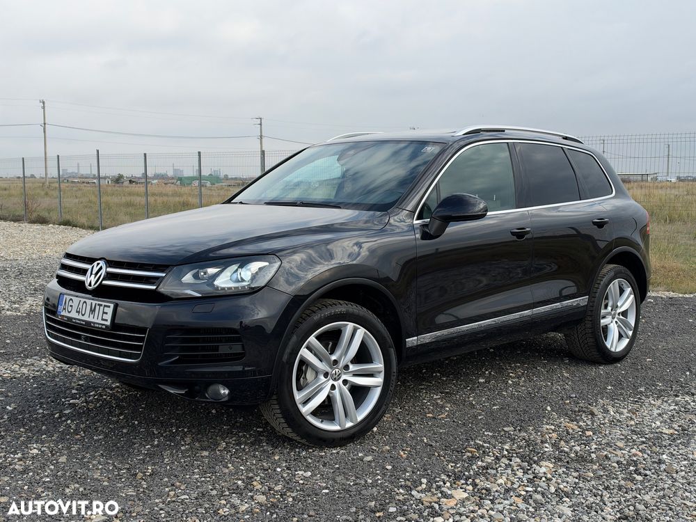 Volkswagen Touareg - 1