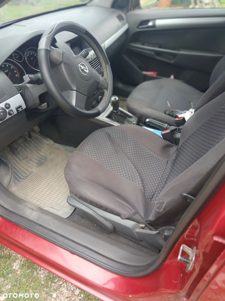 Opel Astra - 16