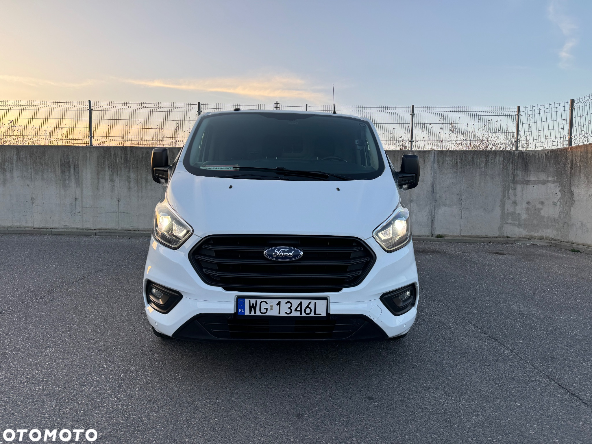 Ford Transit Custom - 11