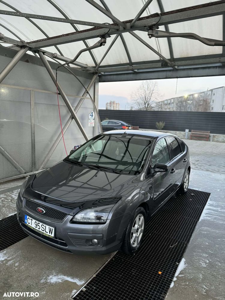Ford Focus 1.6 TDCi Trend - 5