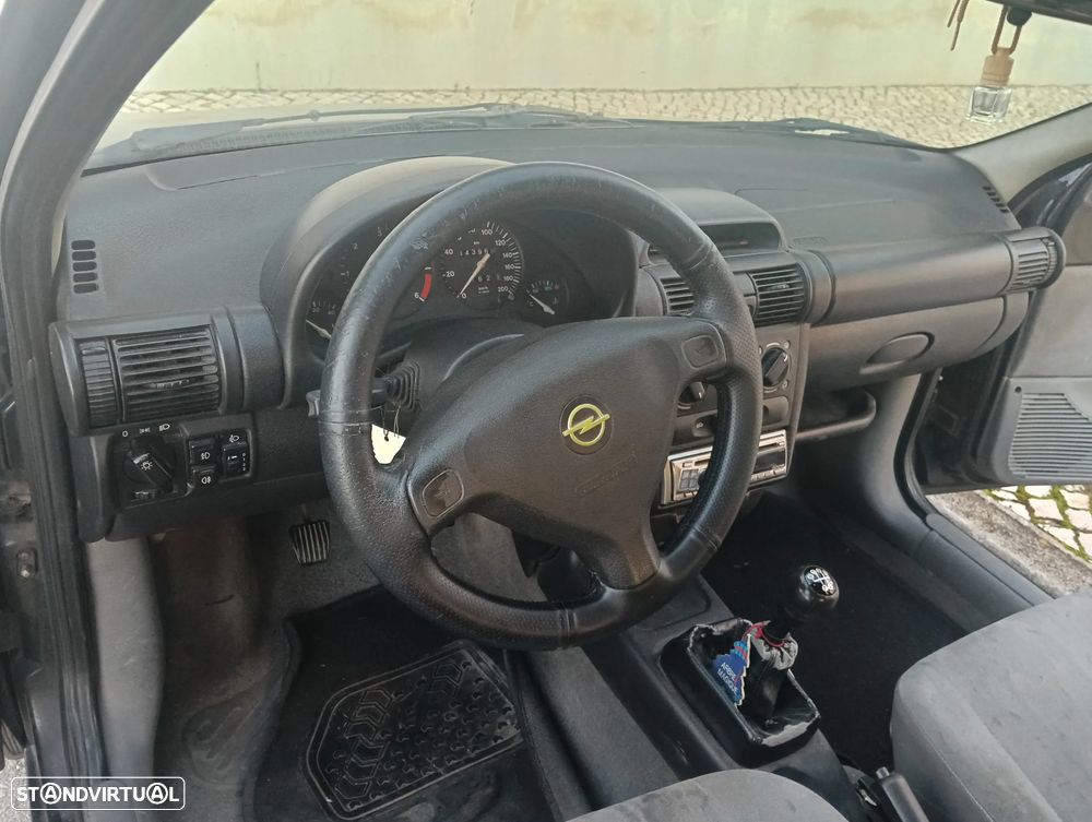 Opel Corsa 1.5 TD - 16