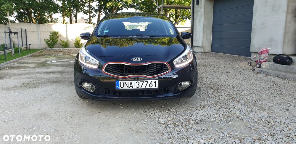 Kia Ceed 1.6 GDI Platinum Edition - 3
