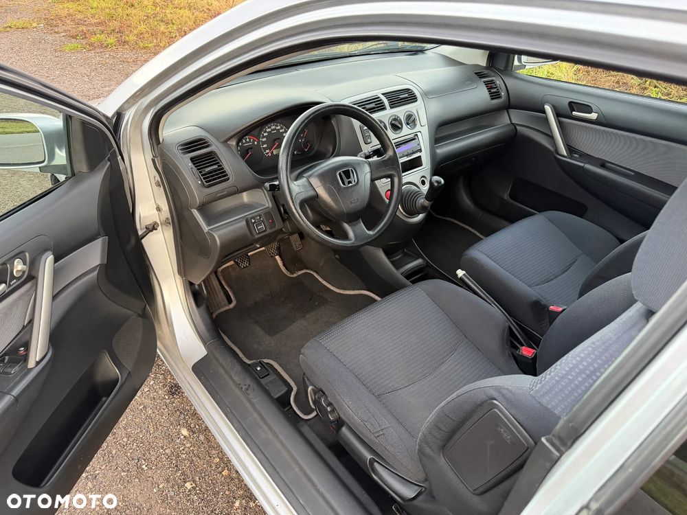 Honda Civic 1.6i LS - 11