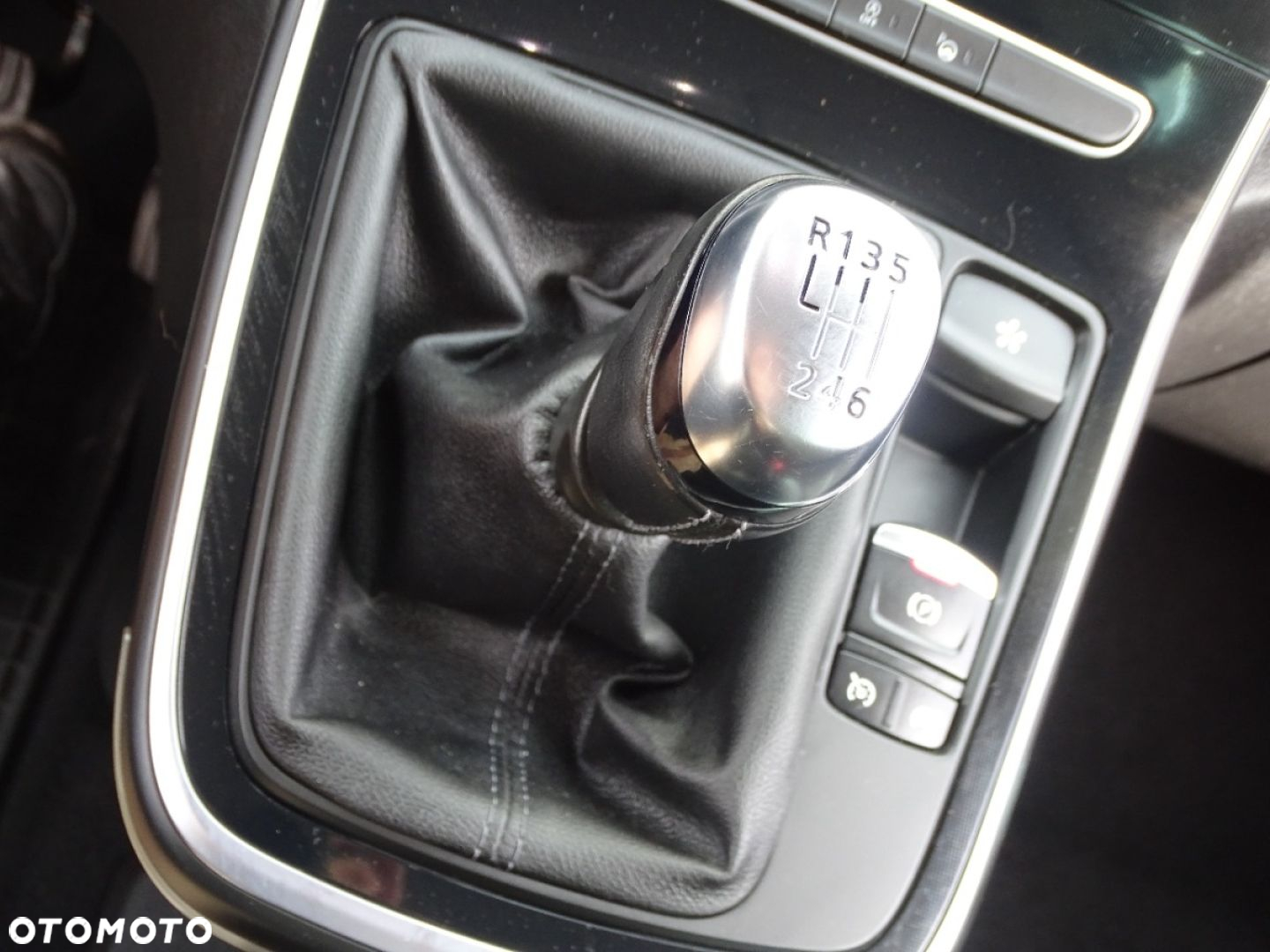 Renault Scenic - 18
