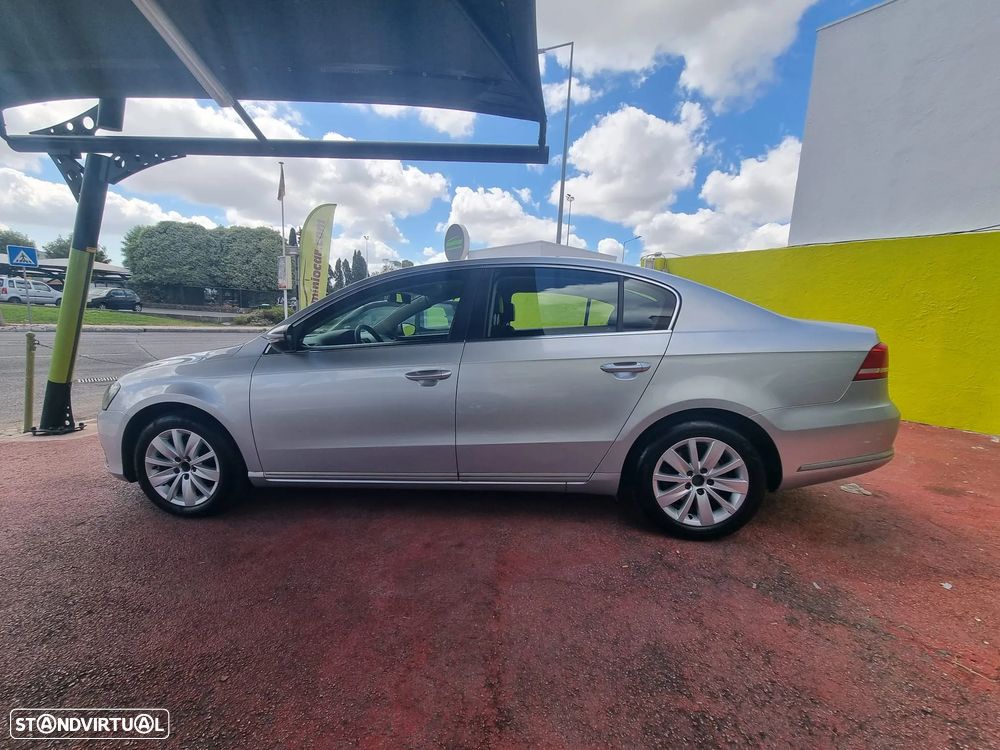 VW Passat 1.6 TDI Confortline - 13