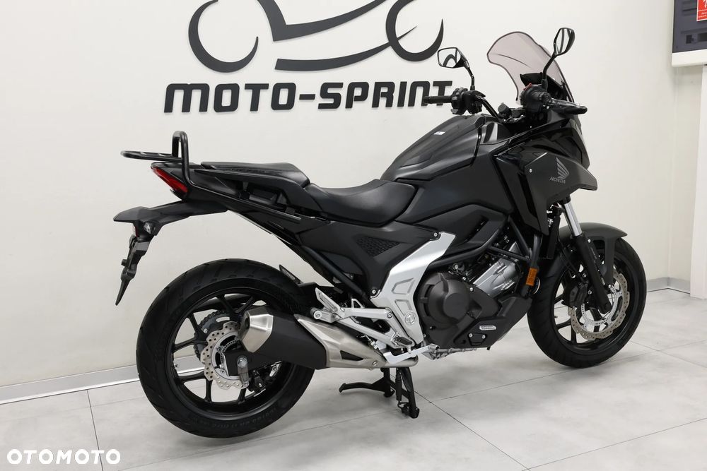 Honda NC - 9