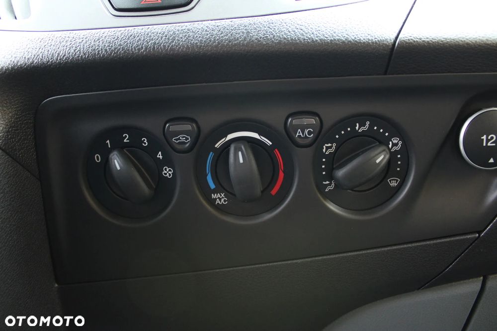 Ford Transit Custom 310 L2H1 Limited - 28