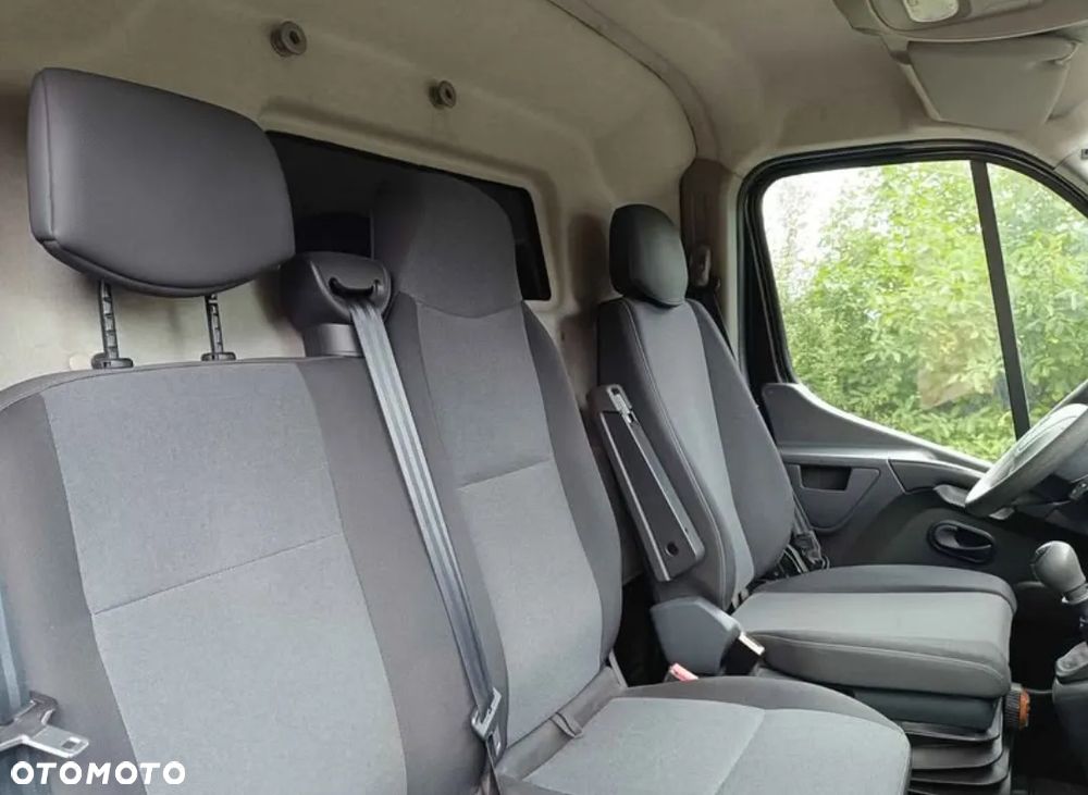 Renault Master - 18