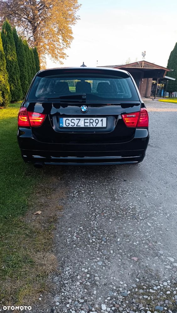 BMW Seria 3 318d Luxury Line - 7