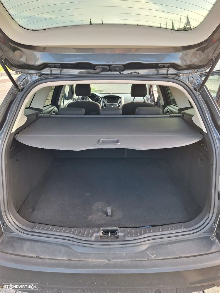 Ford Focus SW 1.5 TDCi Titanium - 4