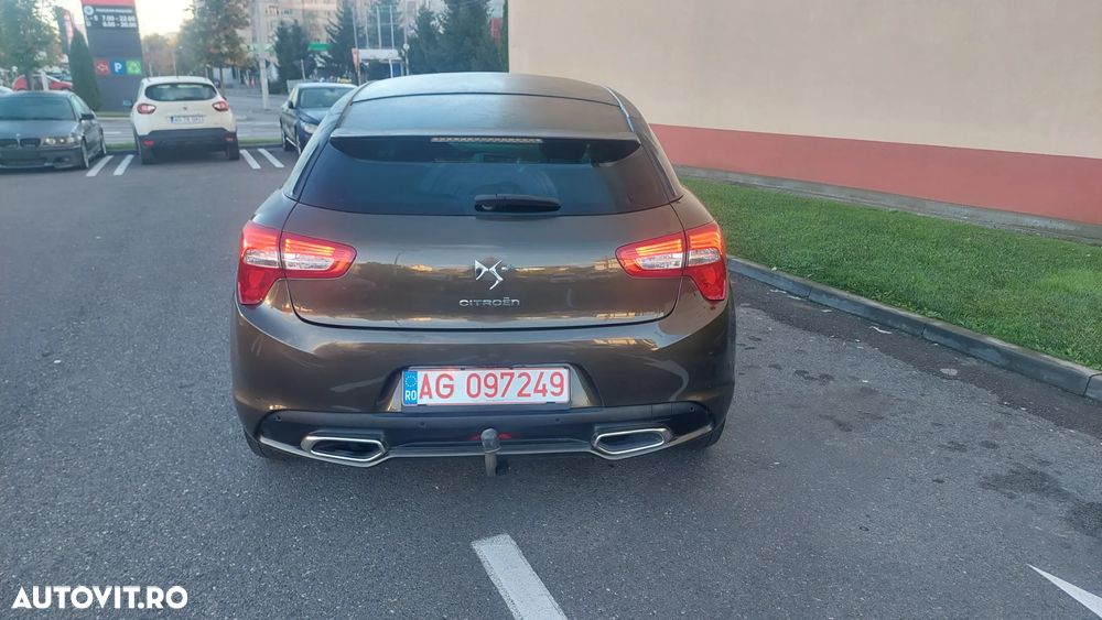 Citroën DS5 Hybrid4 EGS6 Business - 11