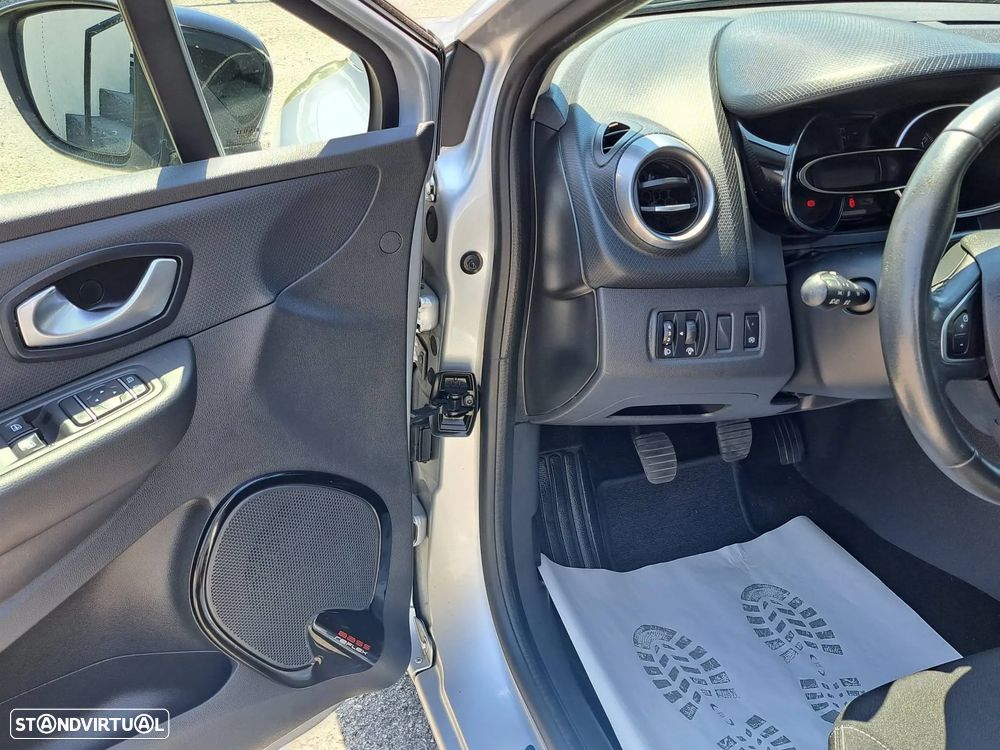 Renault Clio 0.9 TCe Limited Edition - 18