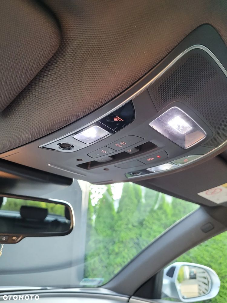 Audi A6 Avant 2.0 TDI ultra S tronic - 16