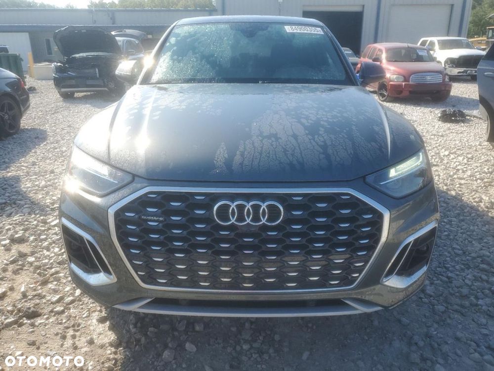 Audi Q5 Sportback - 6