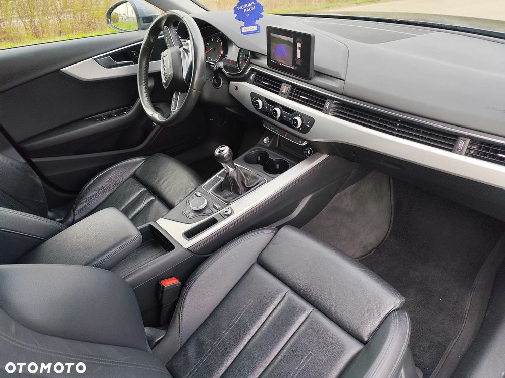 Audi A4 Avant 2.0 TDI - 19