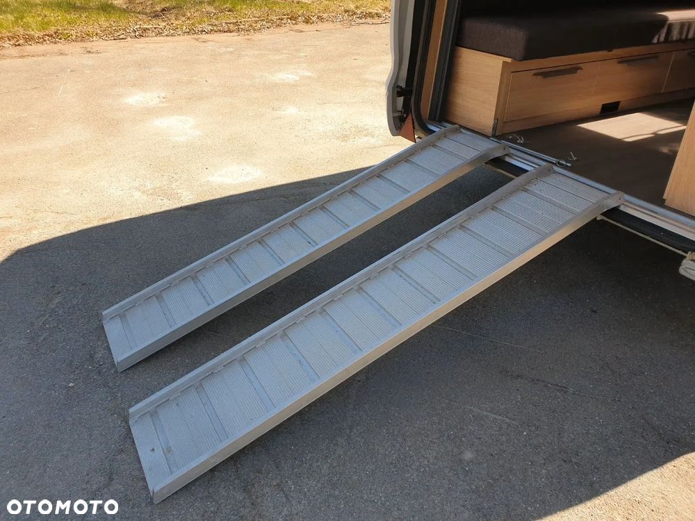 KNAUS DESEO 400 TR - 9