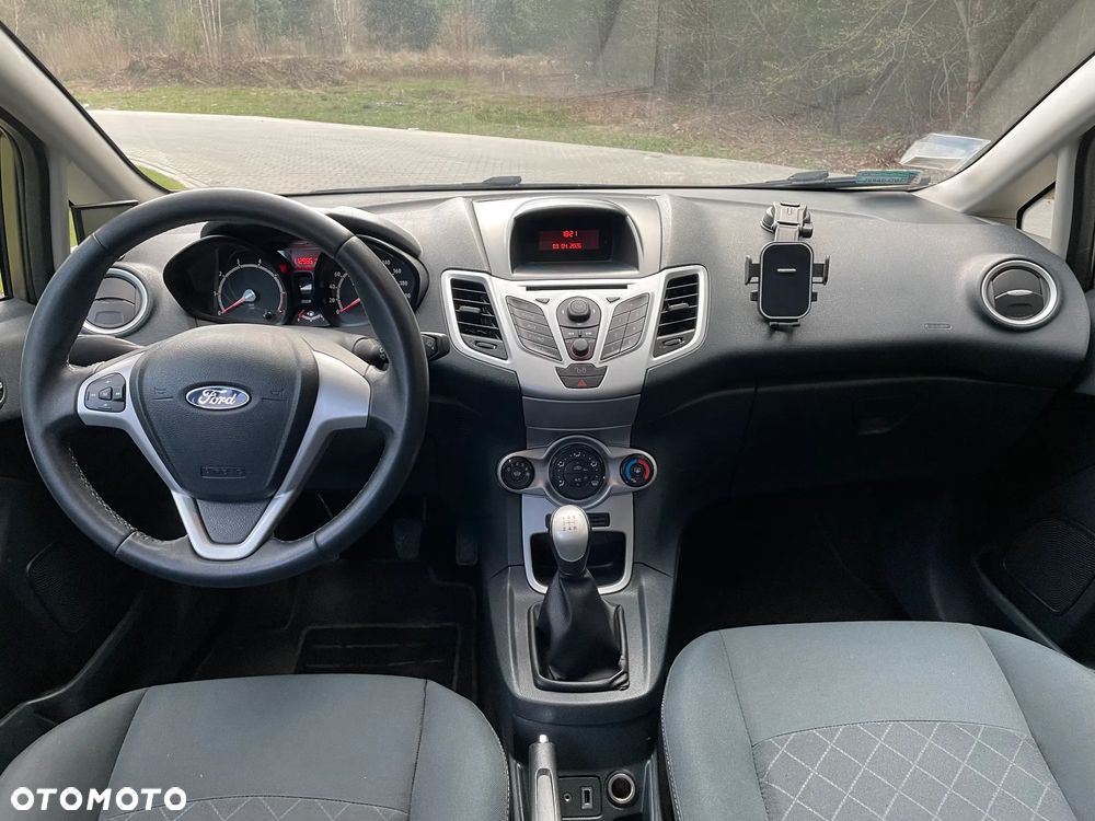 Ford Fiesta 1.25 Trend - 10
