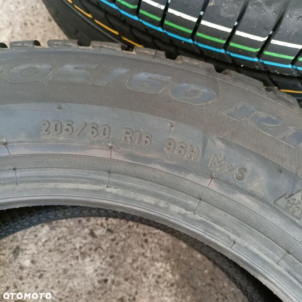 Opona 205/60/16 Pirelli Sottozero 3 (NF2083) - 5
