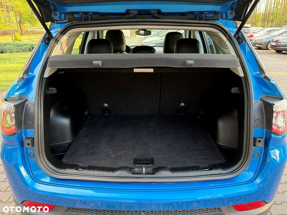 Jeep Compass - 28
