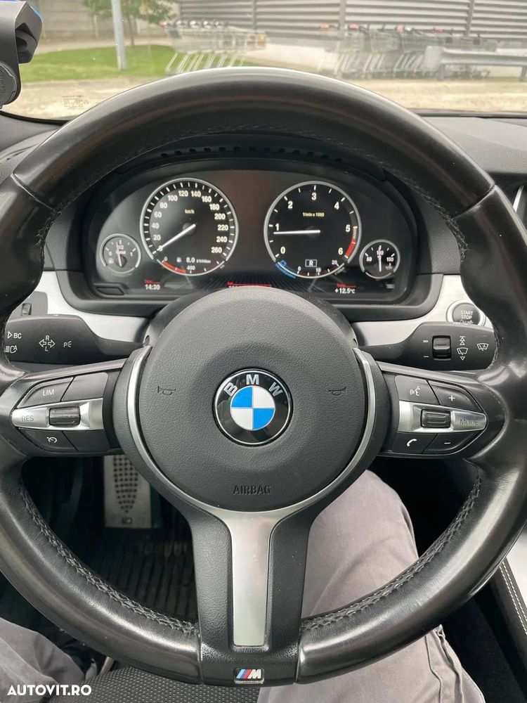 BMW Seria 5 520d xDrive AT - 29