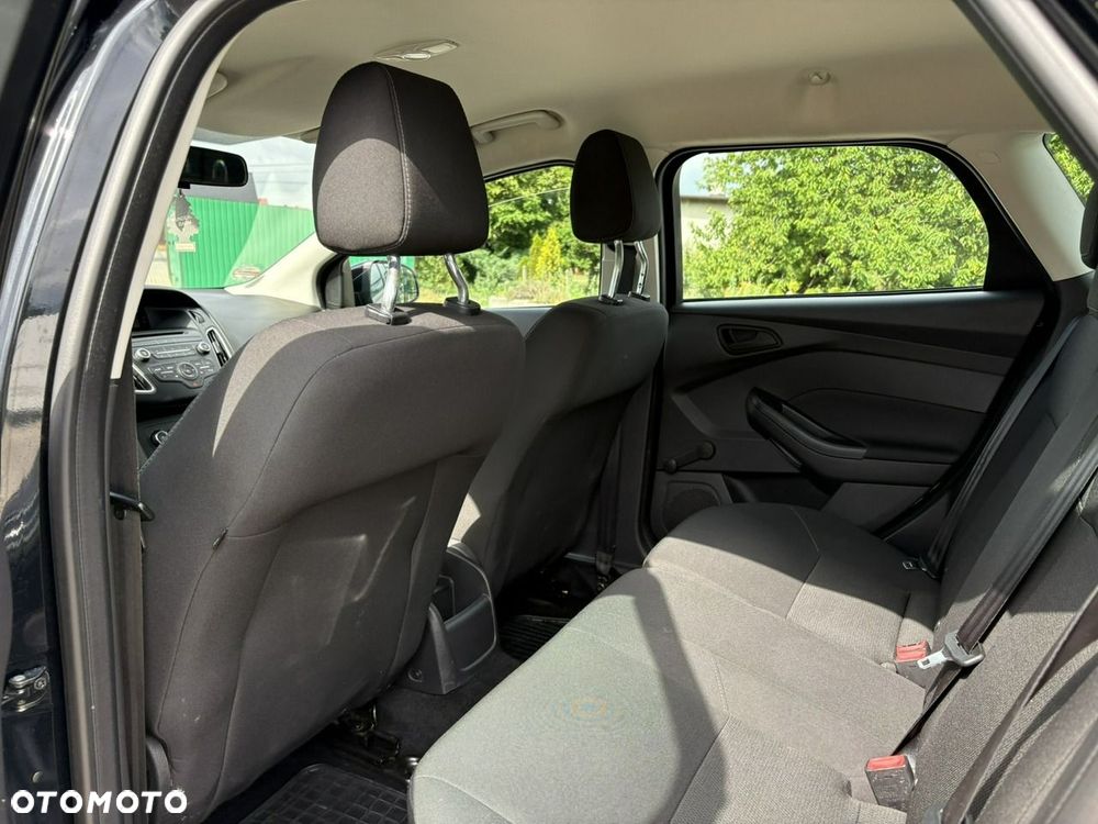 Ford Focus - 11