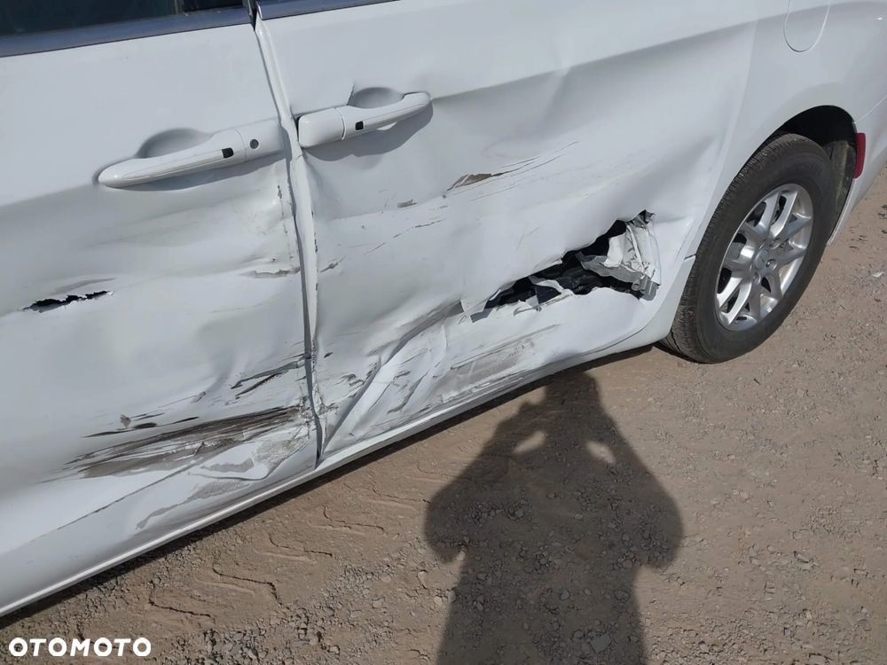 Chrysler Pacifica - 7