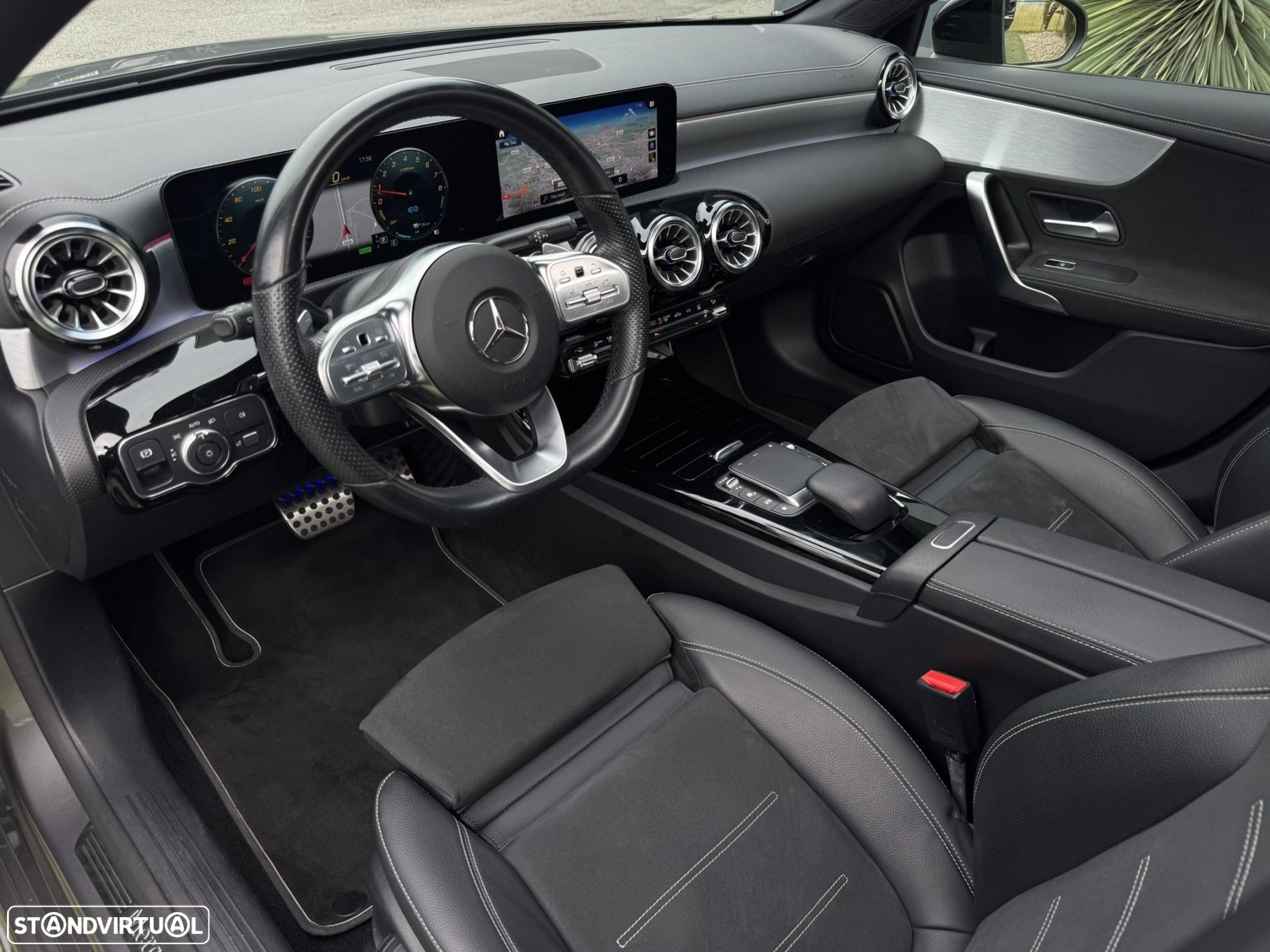 Mercedes-Benz A 250 e AMG Line - 3
