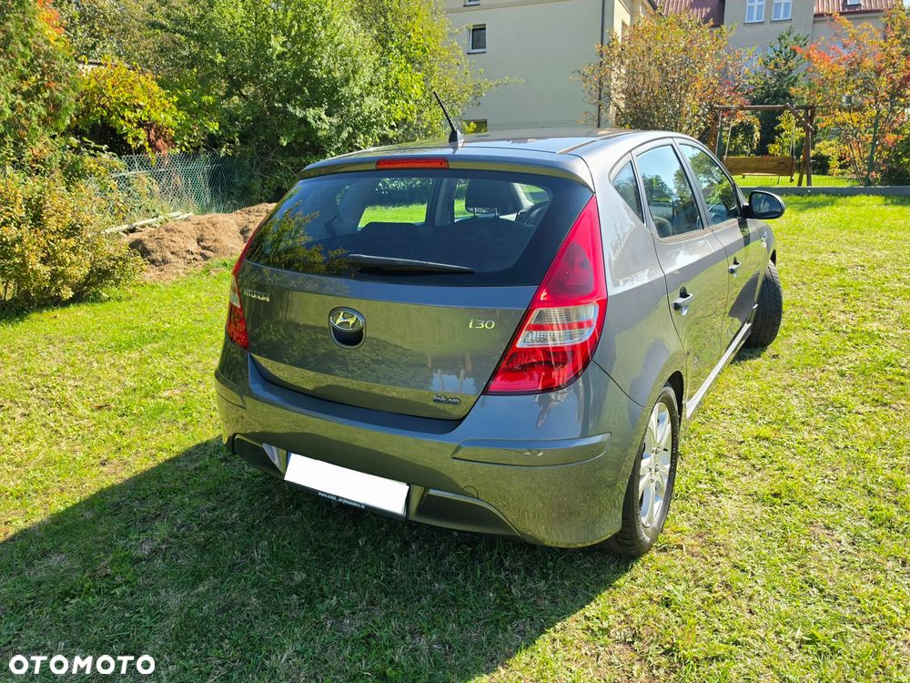 Hyundai i30 1.4 Comfort - 19