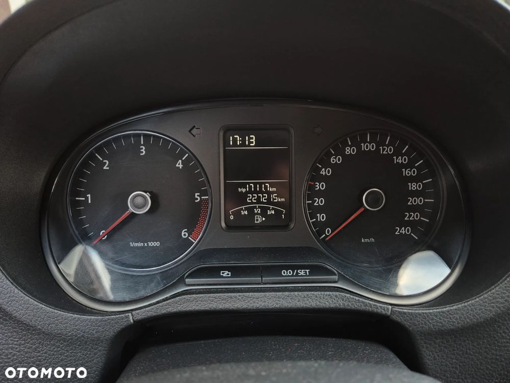 Volkswagen Polo 1.6 TDI DPF Comfortline - 8