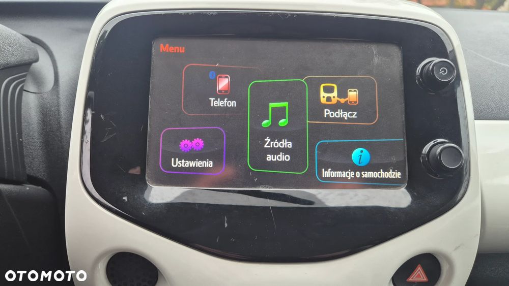 Toyota Aygo x-play - 28