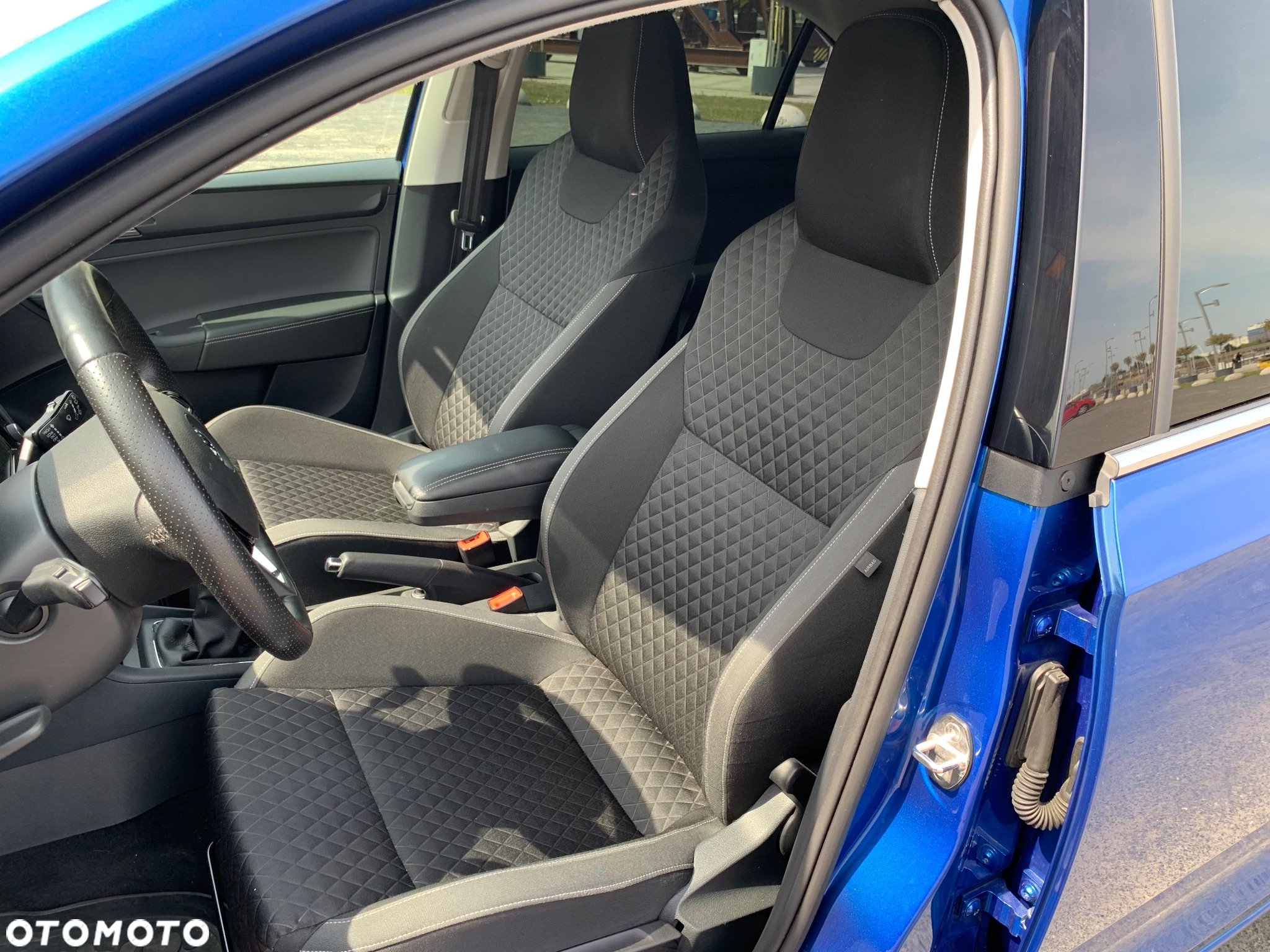 Skoda RAPID 1.2 TSI Monte Carlo - 16