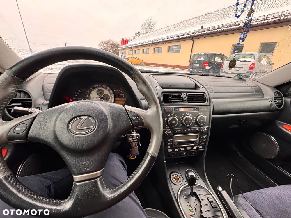 Lexus IS 300 Prestige - 21