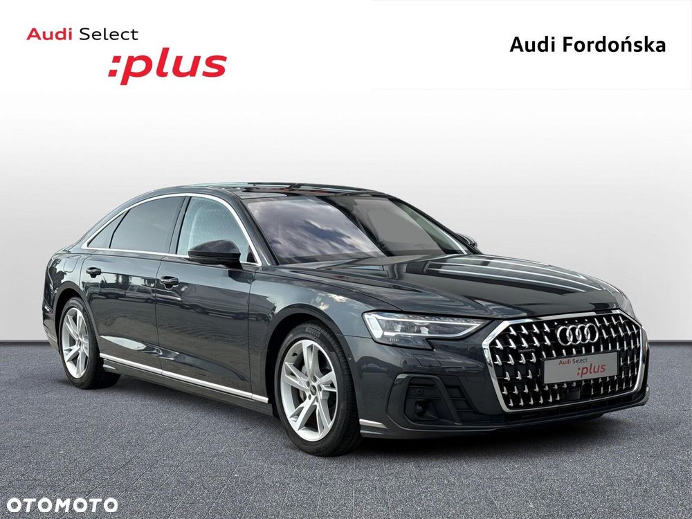 Audi A8 - 8