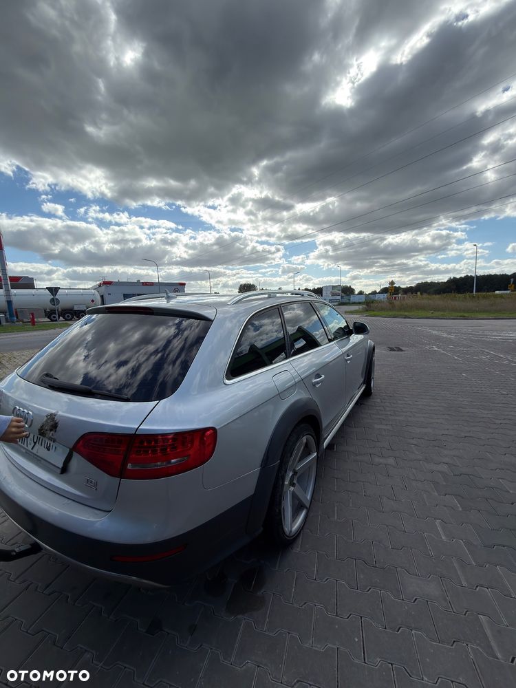 Audi A4 Allroad 2.0 TDI Quattro - 13