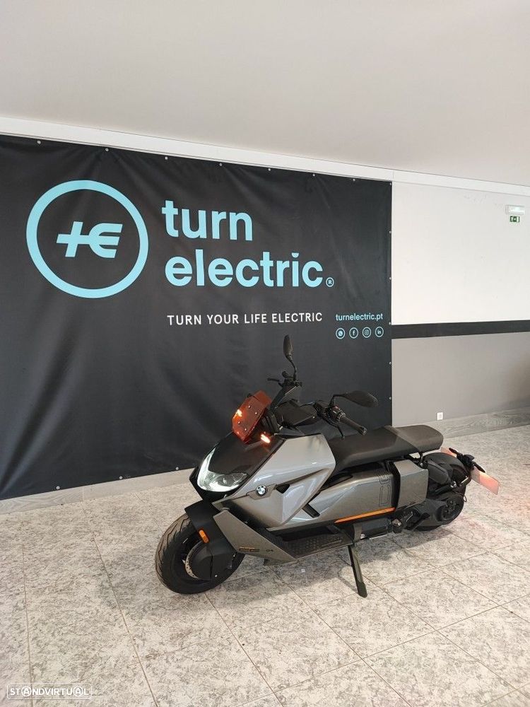 BMW CE 04 PRO - 2