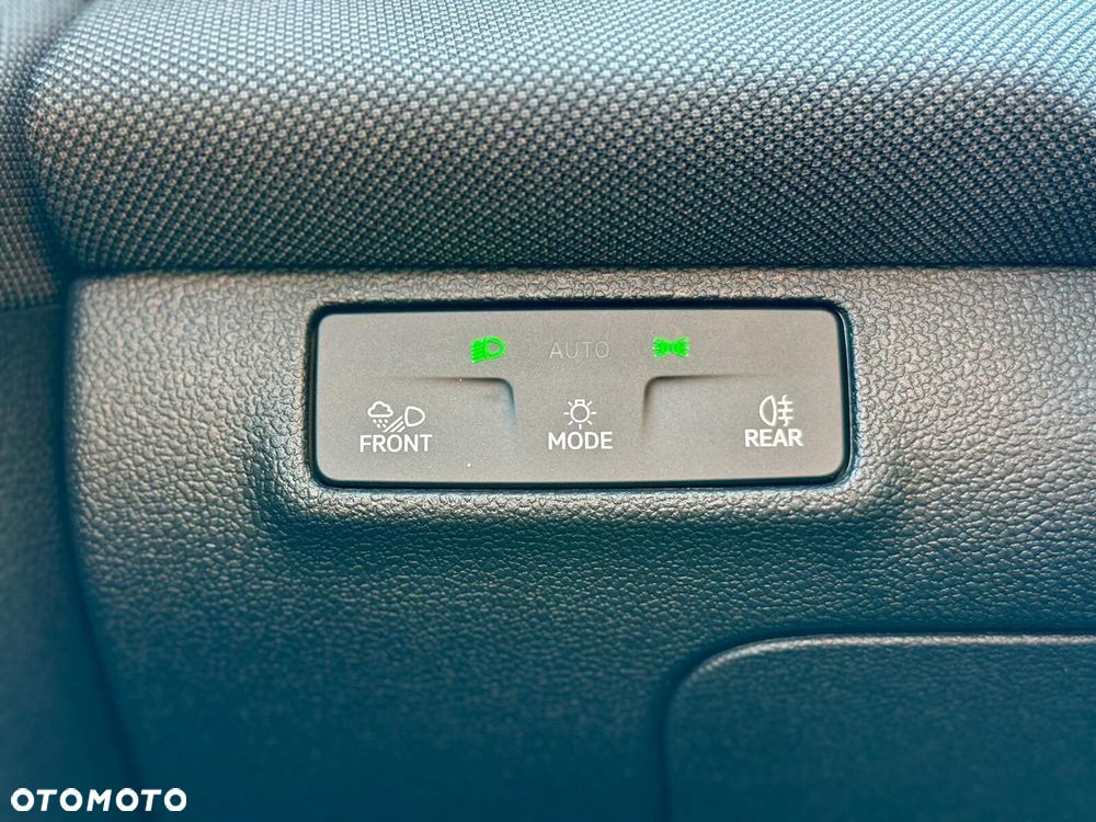 Volkswagen T-Roc 1.5 TSI Life DSG - 26