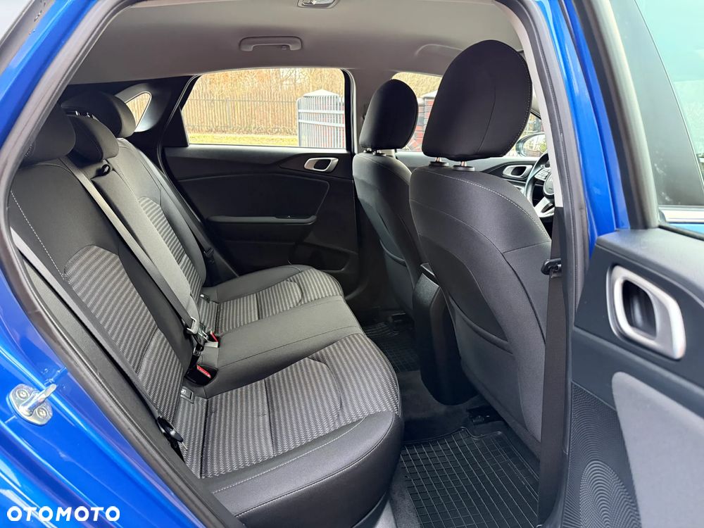 Kia Ceed 1.5 T-GDI M - 24