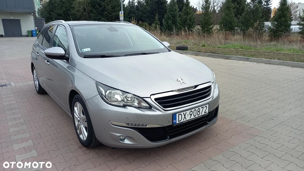 Peugeot 308 1.6 BlueHDi Allure S&S - 8