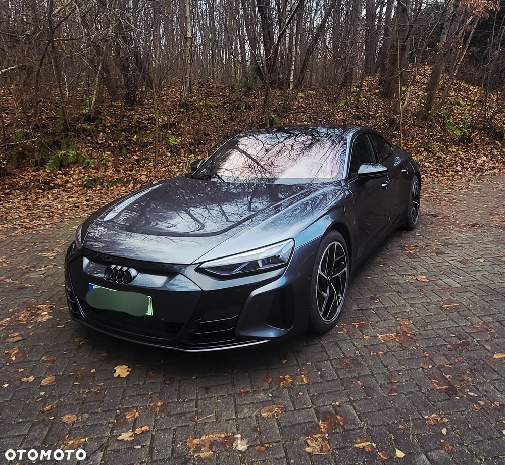 Audi e-tron GT - 1