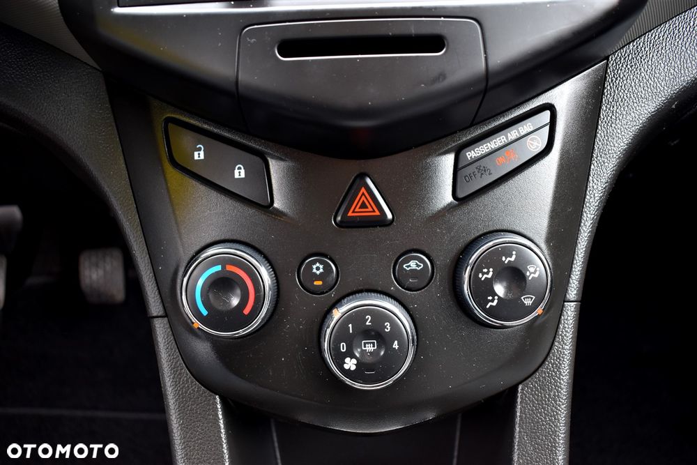 Chevrolet Aveo 1.2 LS - 33