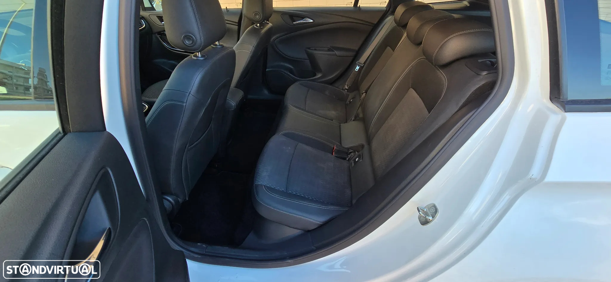 Opel Astra Sports Tourer 1.4 ECOTEC CNG Sports Tourer Business - 25