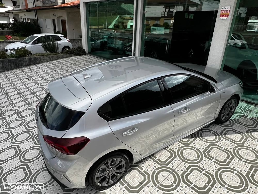 Ford Focus 1.0 EcoBoost MHEV ST-Line - 47