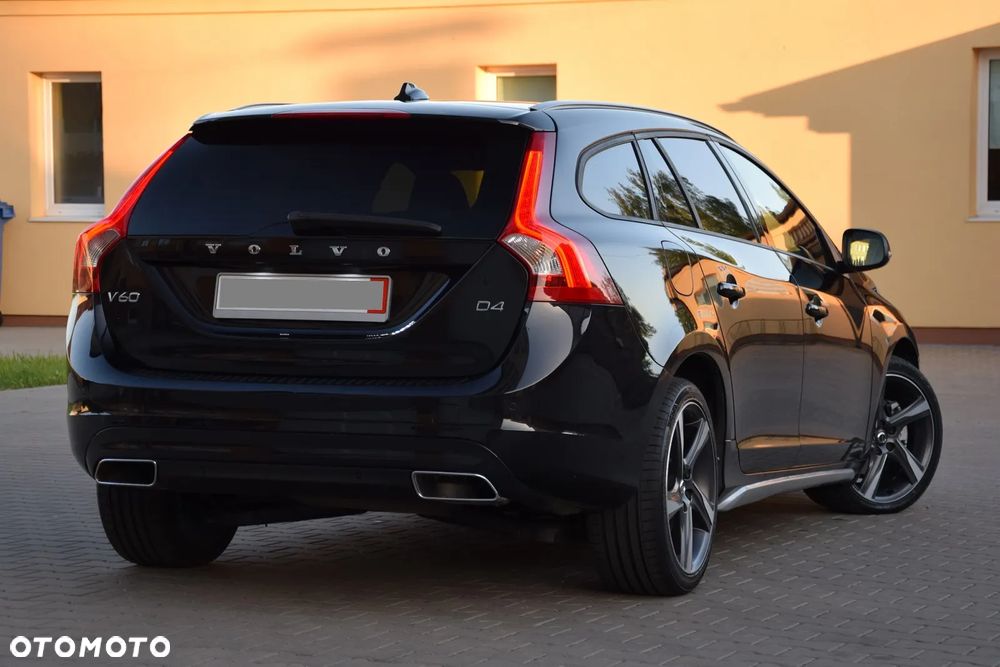 Volvo V60 D4 Geartronic Momentum - 5