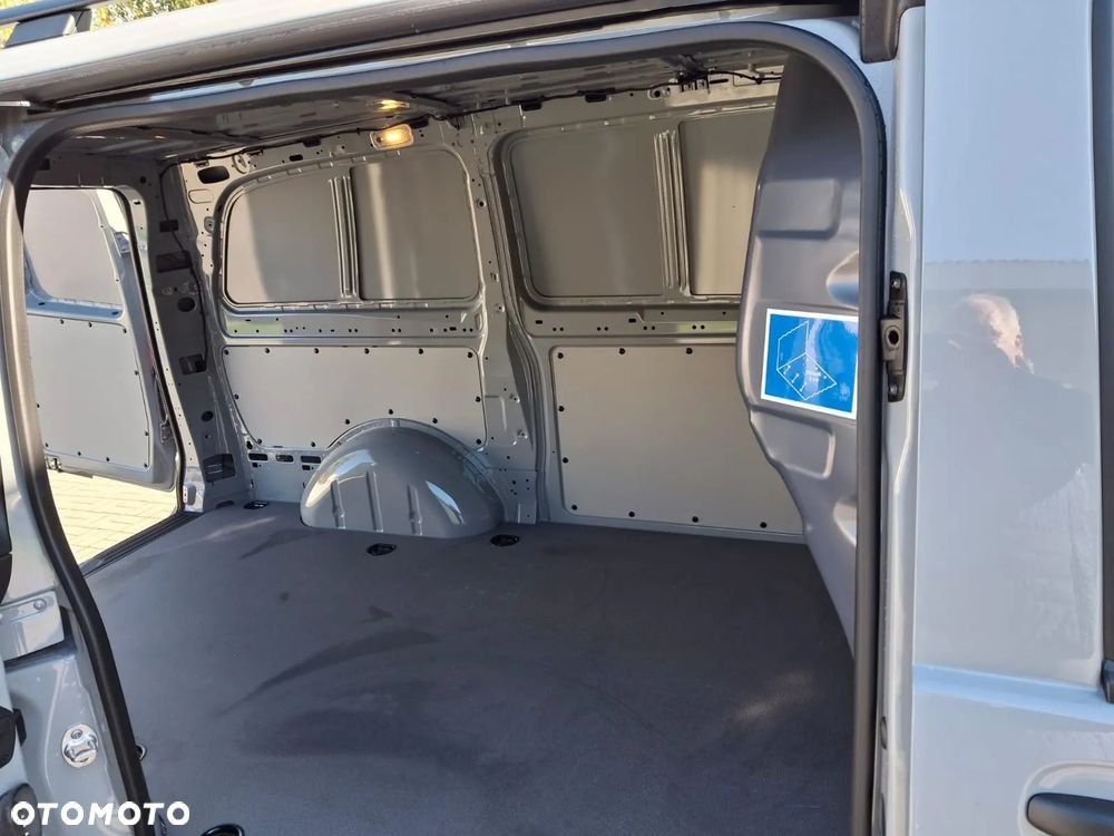 Mercedes-Benz VITO - 8