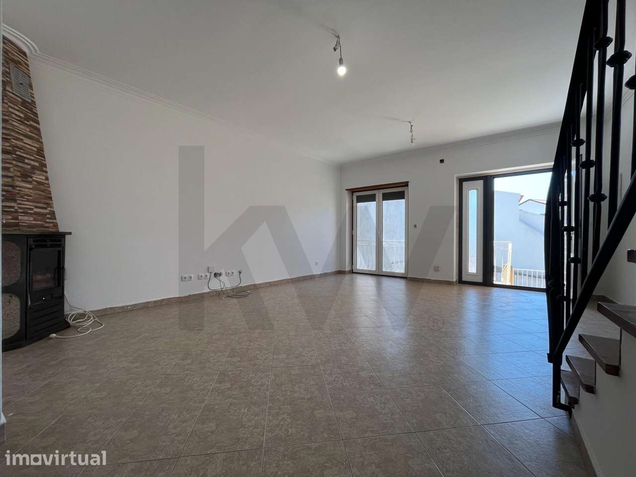 Moradia de 2 pisos, T4, com espaço exterior,  Torres Vedras -  Turcifa - Grande imagem: 2/33