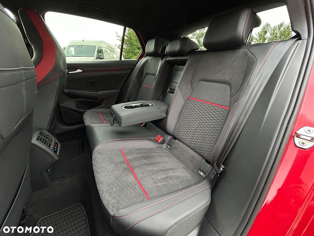 Volkswagen Golf VIII 2.0 TSI GTI Clubsport DSG - 24