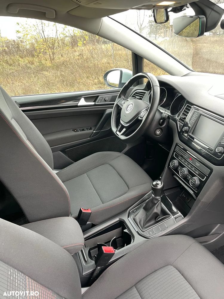 Volkswagen Golf Sportsvan - 12